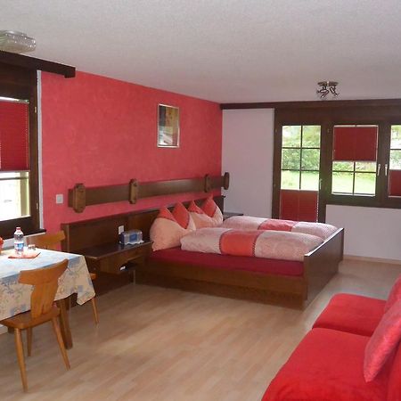 Hotel Baergsunnu Saas-Grund Bagian luar foto